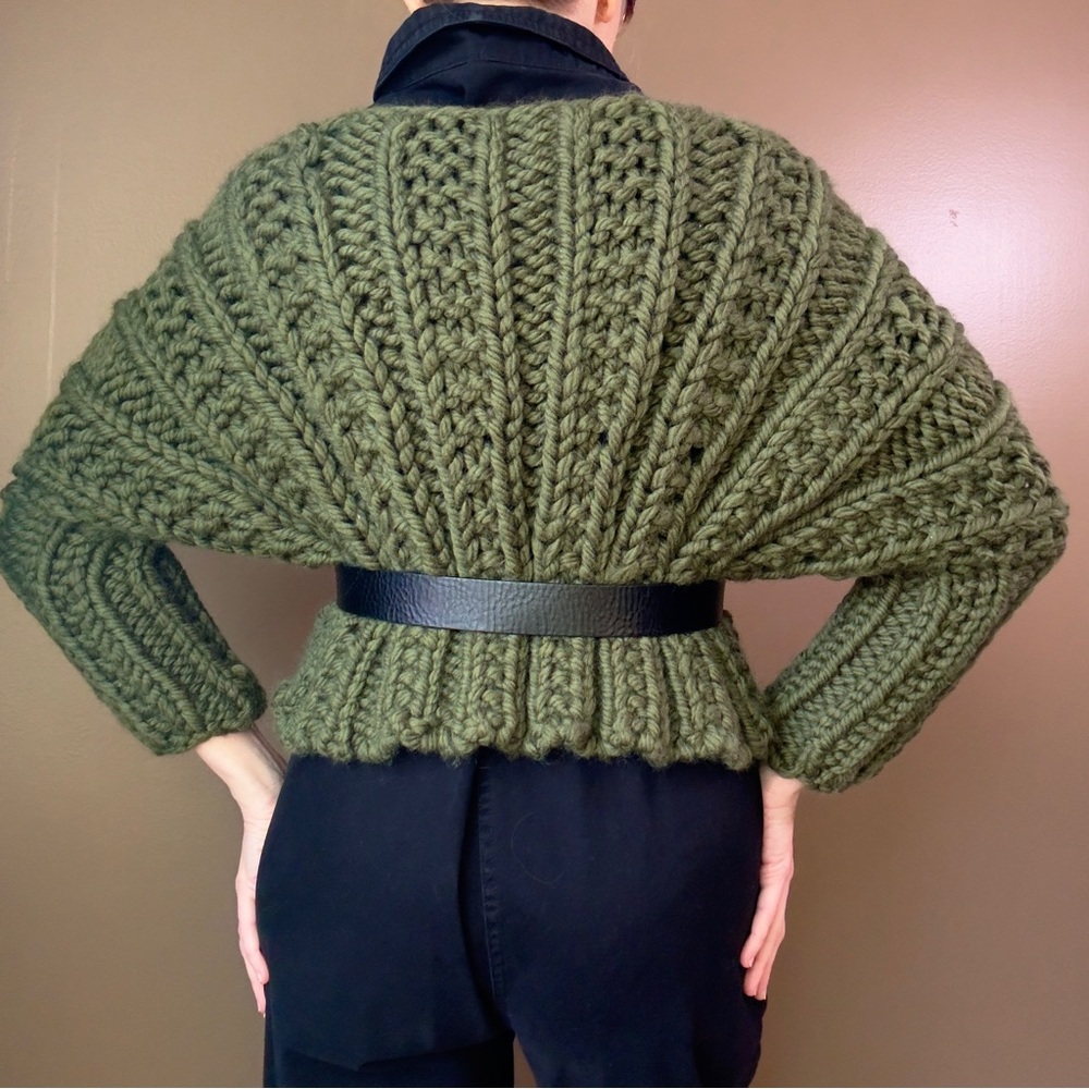 Green Cropped Knitted Sweater - Picture 3 of 8